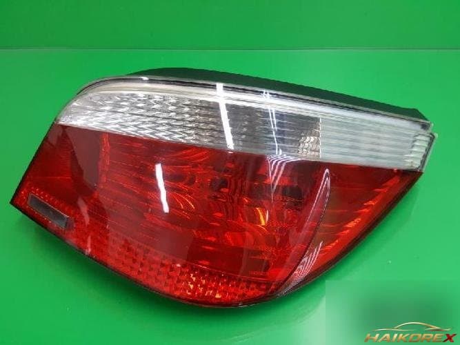 BMW 5 Series 2005 — комбинированный фонарь задний правый 6 910 768 1