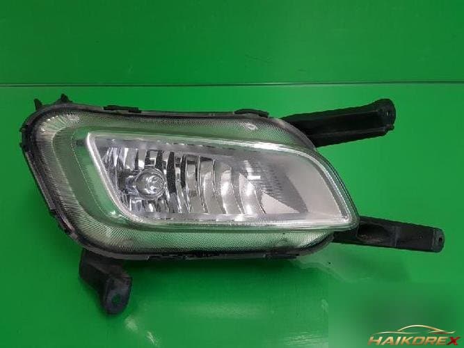 Kia K5 2014 — противотуманная фара правая (пассажирская) 92202 2T500