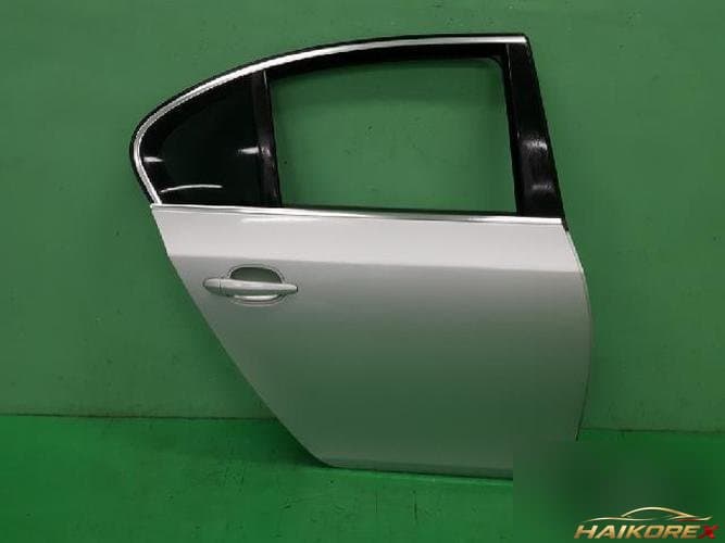BMW 5 Series 2009 — задняя дверь правая