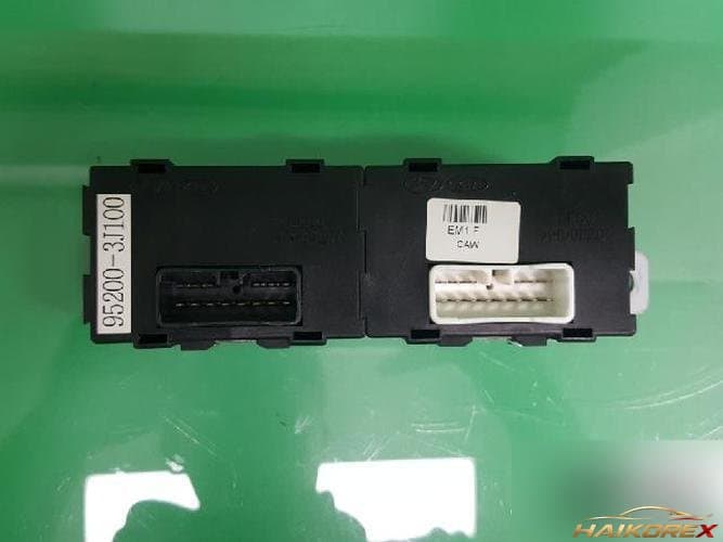 Hyundai Veracruz 2007 — модуль управления ETACS/BCM 95200 3J100