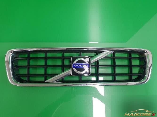 Volvo S60 2007 — решётка радиатора 30698617