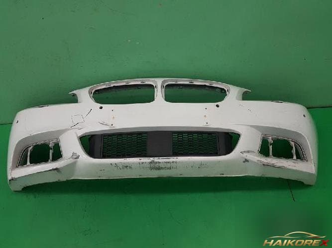 BMW 5 серия 2014 — передний бампер 8060199-04