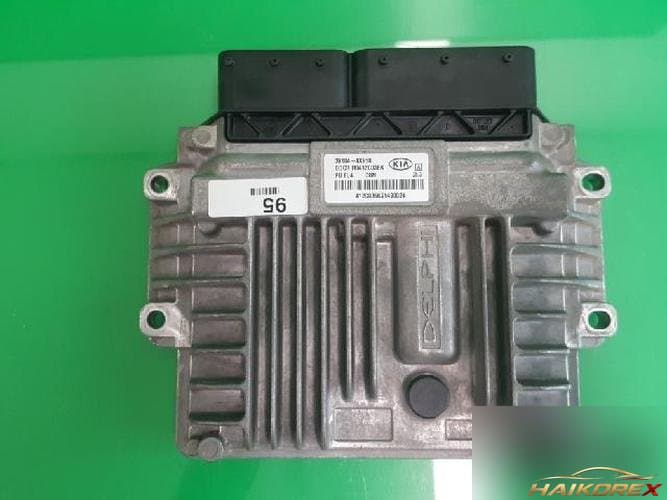 Kia Bongo 2009 — блок управления двигателя ECU 39104 4X950