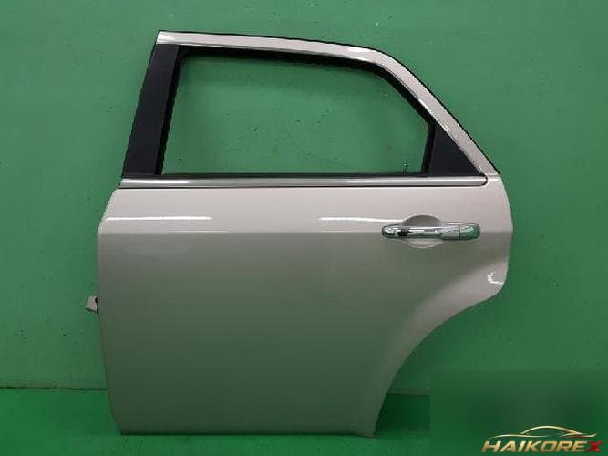 Chrysler 300 2009 — дверь задняя левая
