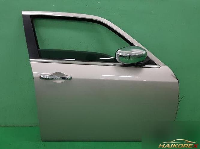 Chrysler 300 2009 — передняя дверь правая