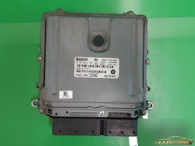 Chrysler 300 2009 — блок управления двигателем ECU P05149122AE