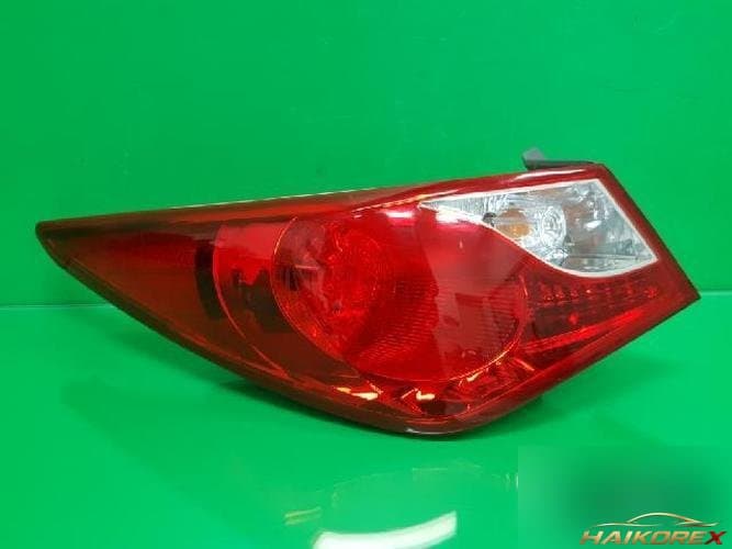 Hyundai Sonata 2010 — комбинированный фонарь задний левый (водителя) 92401 3S000 7