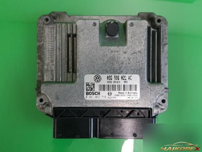 Volkswagen Passat 2006 — блок управления двигателем ECU 03G906021AC