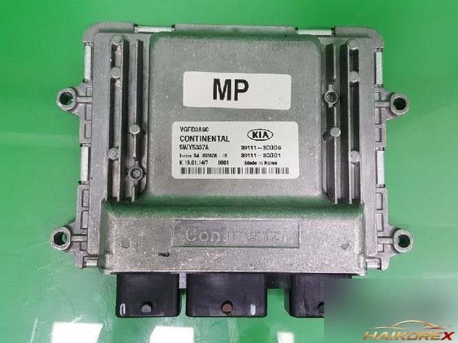 Kia K7 2014 — блок управления двигателем ECU 391113CGD1