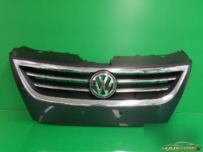 Volkswagen CC 2009 — решётка радиатора 3C8853651