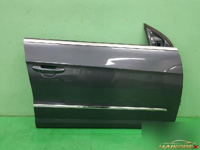 Volkswagen CC 2009 — передняя дверь правая