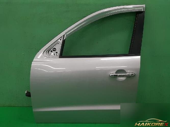 Hyundai Santa Fe 2011 — передняя дверь левая 760032B020