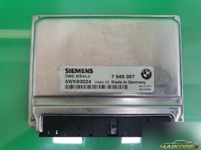 BMW 5 серия 2004 — блок управления двигателем ECU 7549387