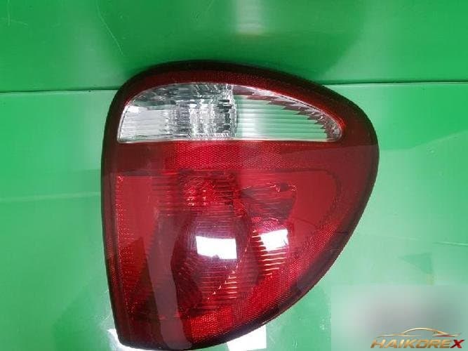 Chrysler Grand Voyager 2005 — комбинированный фонарь задний правый CS206 B000R