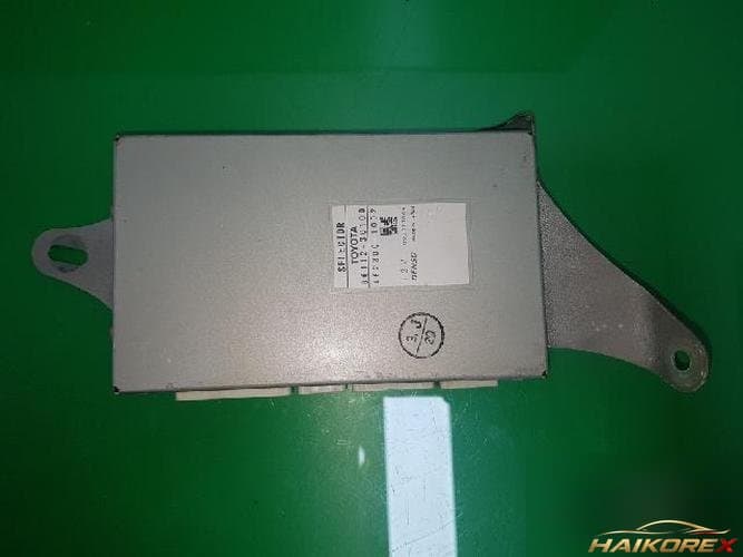 Lexus LS 2007 — модуль ETACS/BCM 8611230100