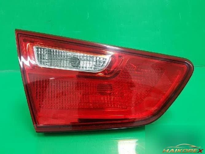 Kia K5 2015 — накладка двери багажника левая 924032T500
