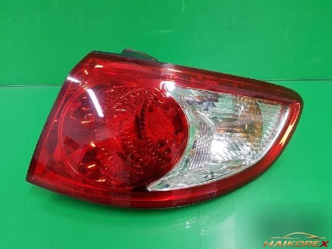 Hyundai Santa Fe 2008 — комбинированный фонарь задний правый (пассажирский) 92402 2B000 8