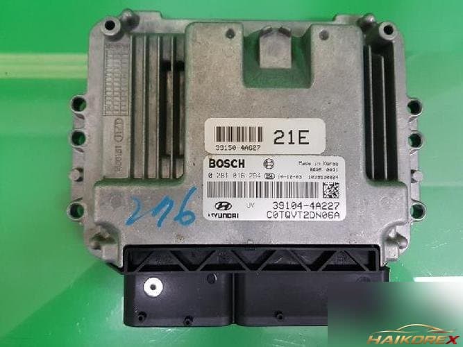 Hyundai Grandstarex 2011 — блок управления двигателем ECU 39104 4A227