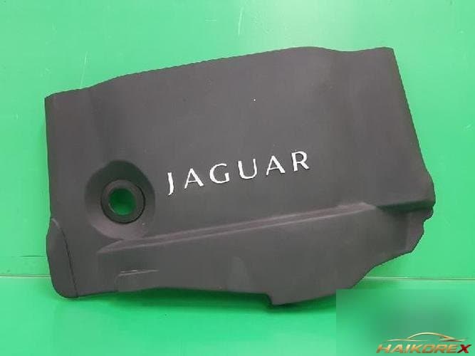 Jaguar XF 2011 — крышка двигателя