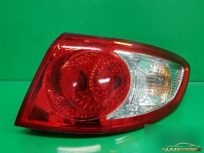 Hyundai Santa Fe 2009 — задний комбинированный фонарь правый (со стороны пассажира) 92402 2B000 3