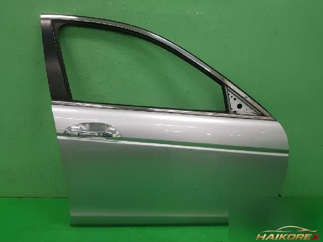 Honda Accord 2010 — передняя дверь правая