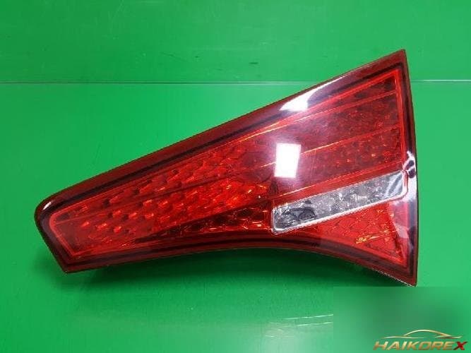 Kia K5 2012 — крышка багажника белая 924042T000