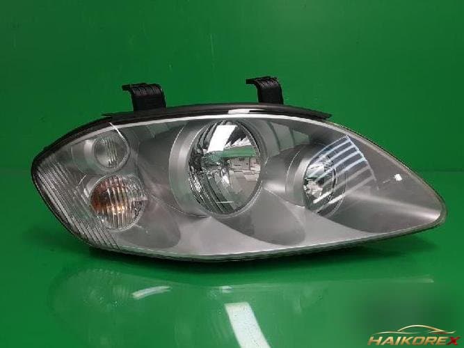 KG Mobility Rodius 2011 — фара головного света правая
