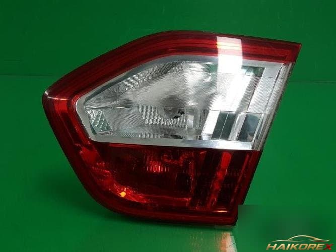 Renault SM3 2014 — крышка багажника белая 265500017R
