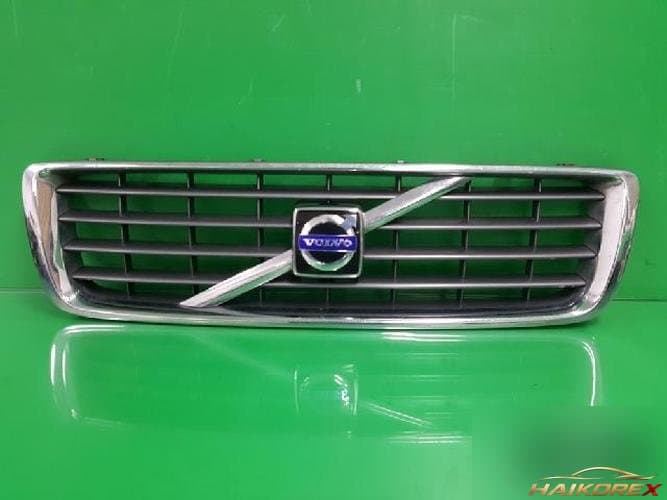 Volvo S80 2008 — решётка радиатора 30655102