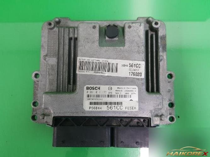 Jeep Grand Cherokee 2005 — блок управления двигателем ECU 56044561CC