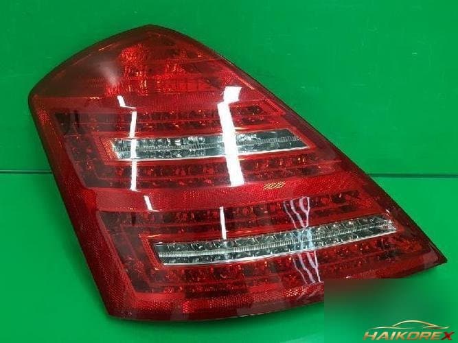 Mercedes-Benz S-Class 2006 — комбинированный фонарь задний левый (водительский)