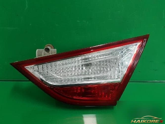 Hyundai Sonata 2010 — фонарь багажника (белый) 924043S100
