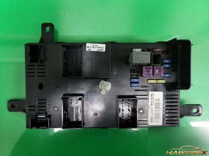Kia Mohave 2008 — блок предохранителей в моторном отсеке 91958 2J040 1