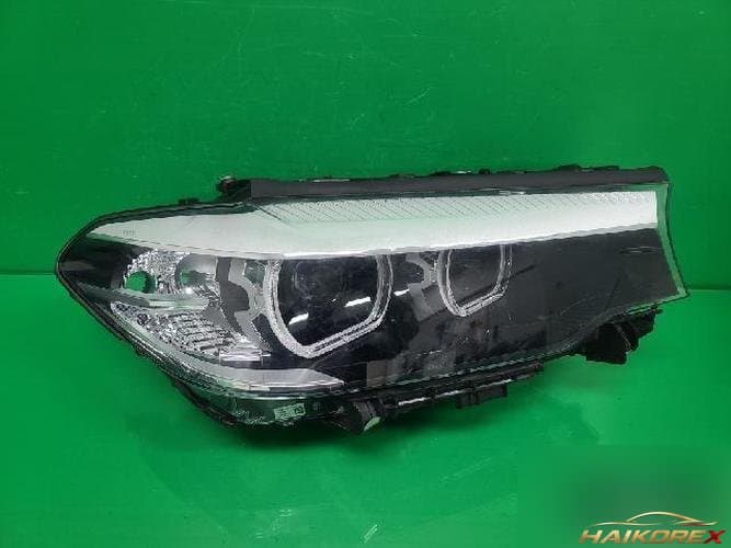 BMW 5 Series 2020 — фара правая 8499112-03