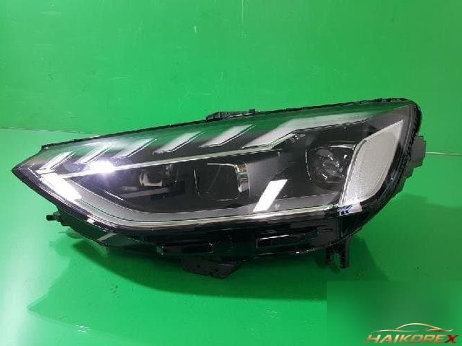 Audi A4 2023 — фара левая 8W0 941 033 D