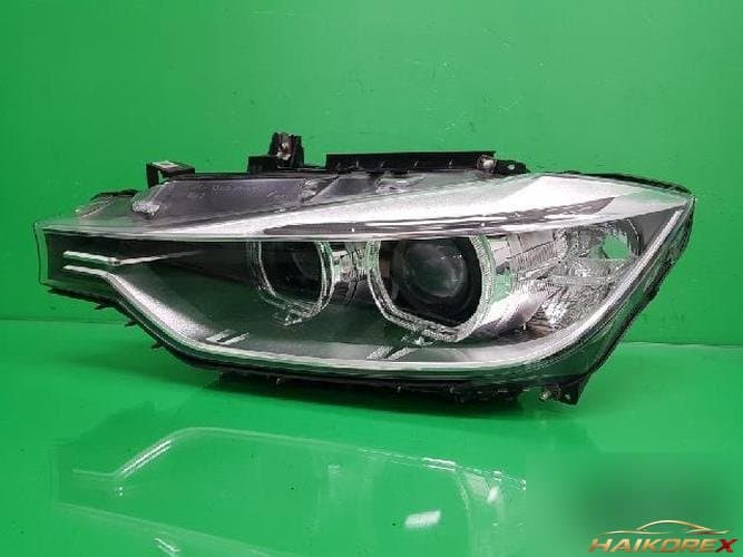 BMW 3 Series 2012 — фара левая 63117259525