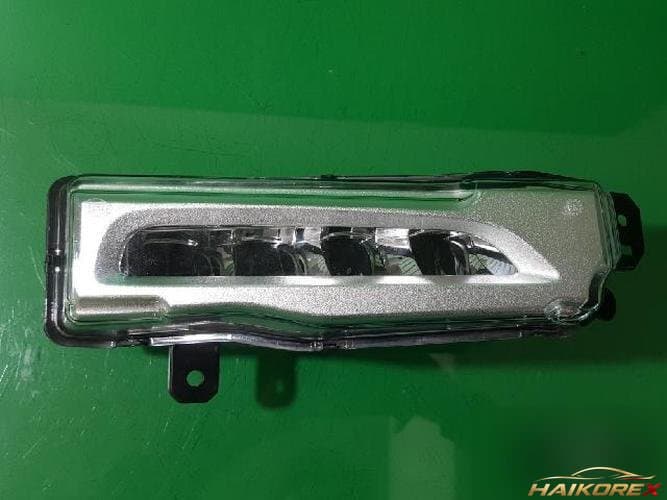 BMW X-серия 2020 — противотуманная фара правая 6317-7406366-04