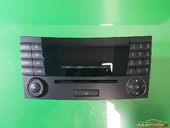 Mercedes-Benz E-Class 2004 — AV-система 2118209889