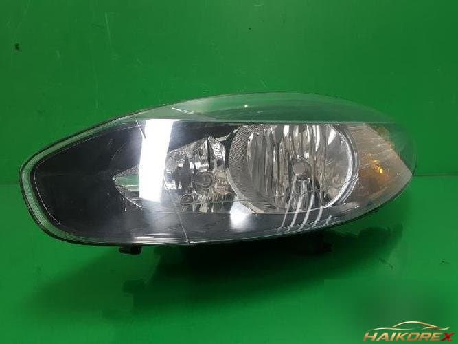Renault SM3 2010 — фара левая 260607787R