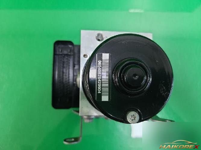 BMW 3 Series 2011 — блок ABS 3451 6789300