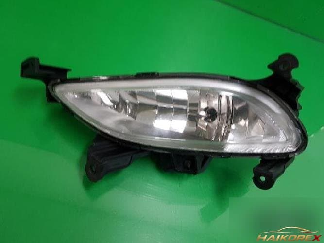 Hyundai Sonata 2012 — противотуманная фара левая (водителя) 922013S000