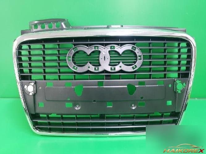 Audi A4 2009 — решётка радиатора AU1200112