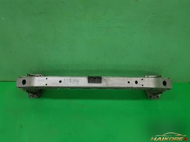 Land Rover Freelander 2007 — направляющая переднего бампера 6H52 17F021 AD