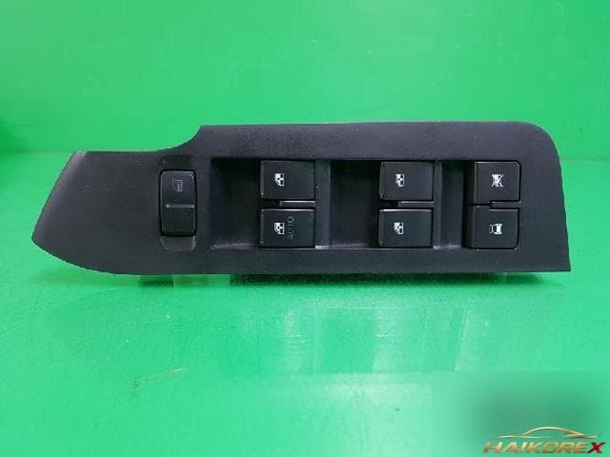 Daewoo Winstorm 2007 — кнопка стеклоподъемника водителя