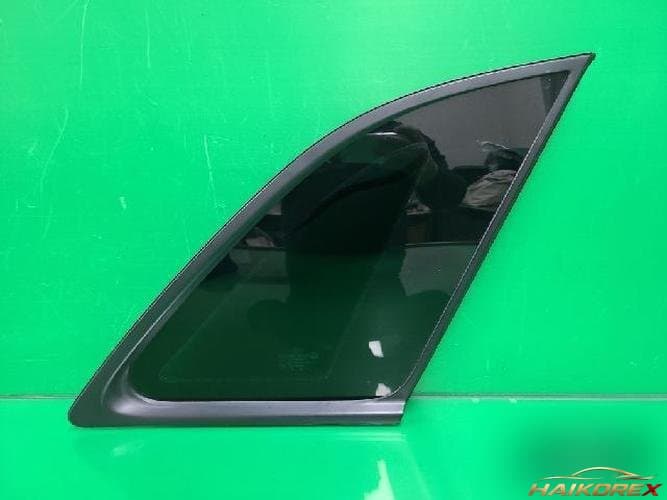 Kia Sorento 2014 — стекло 87820 2P100
