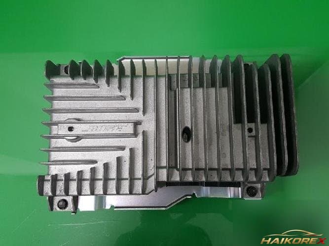 Renault SM5 2012 — усилитель 280637514R 8