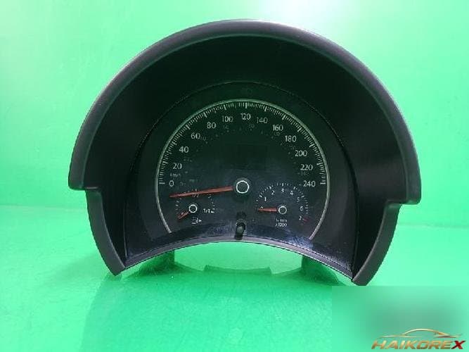 Volkswagen Beetle 2008 — панель приборов 1C0920805