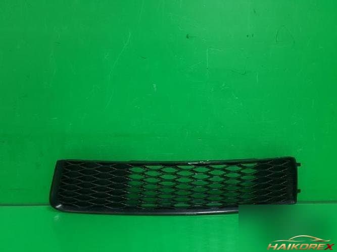 Audi Q7 2011 — прочие детали 4L0807697B