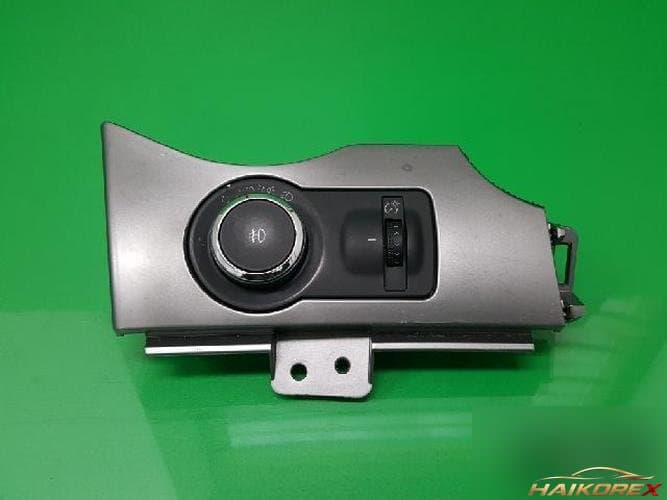 GM Daewoo Orlando 2012 — кнопка регулировки яркости