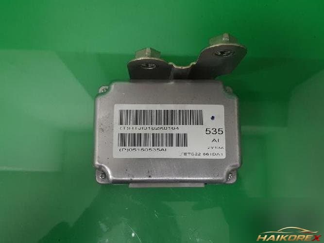 Jeep Compass 2013 — модуль ETACS/BCM 05150535AI